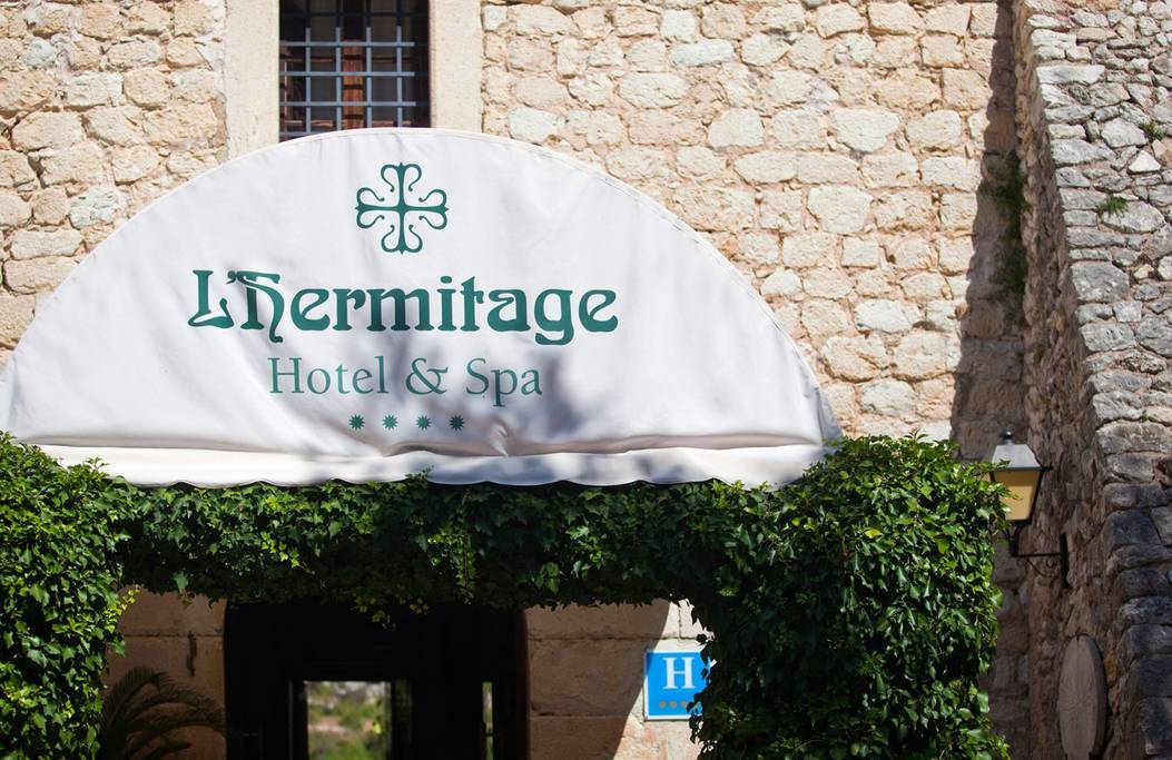 אוריינט L'Hermitage Hotel & Spa מראה חיצוני תמונה